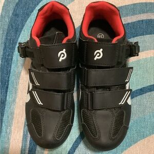 PELETON CYCLING SHOES